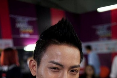 Hoài Lâm hé lộ ca khúc trong vai Sơn Tùng MTP